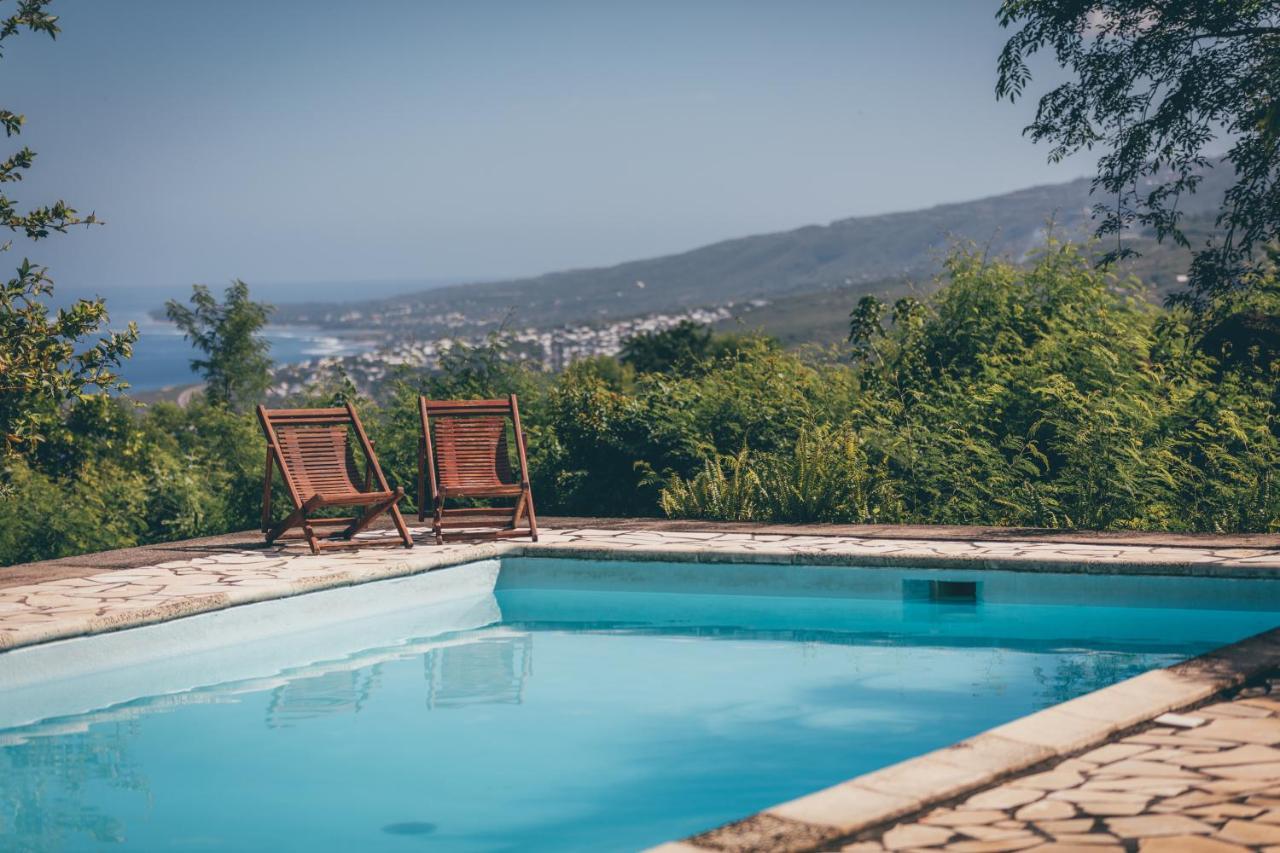 Saint Leu - Bungalow Avec Pdj Piscine Vue Mer Et Montagne - Bardzour Exterior foto